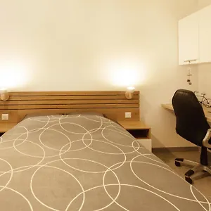 Apartment Equipe